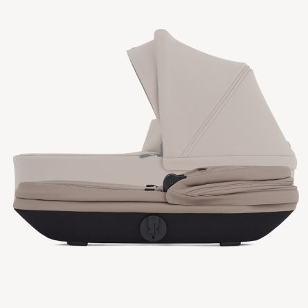 Foldable carrycot