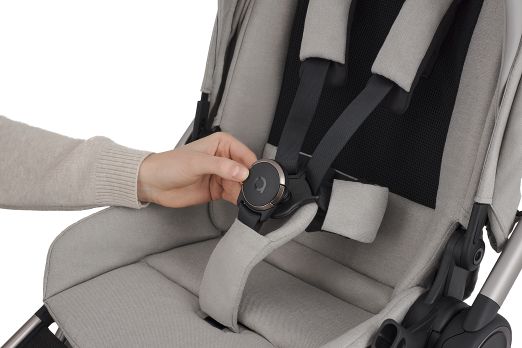 Magnetic buckle and 5 point safety belts