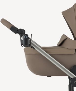 Universal cup holder