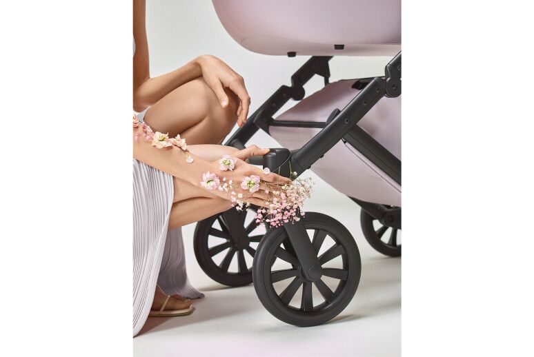 Anex e/type: Let Tenderness Be Natural