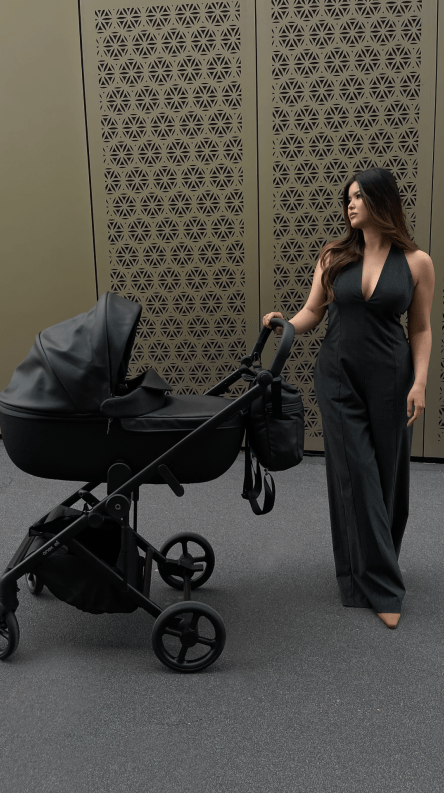 Anex Eli in real life