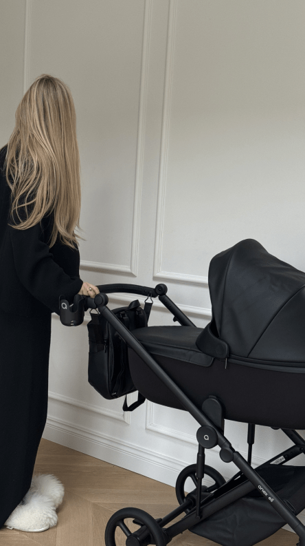 Anex Eli in real life