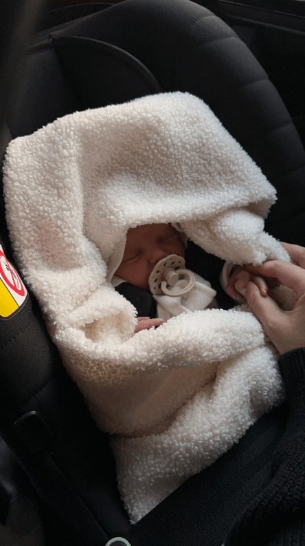 Car seat Anex x Avionaut Cosmo in real life